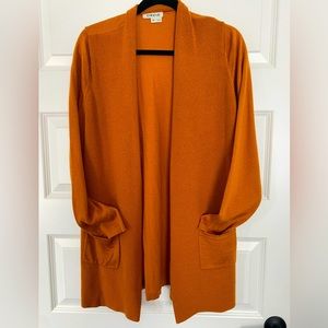 Orvis Sweater, Colour is Yellow/Orange, Size Medium, Merino Wool